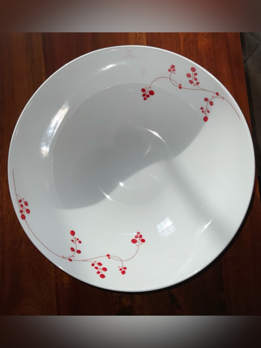 Mikasa Red Berries Vegetable Serving Bowl